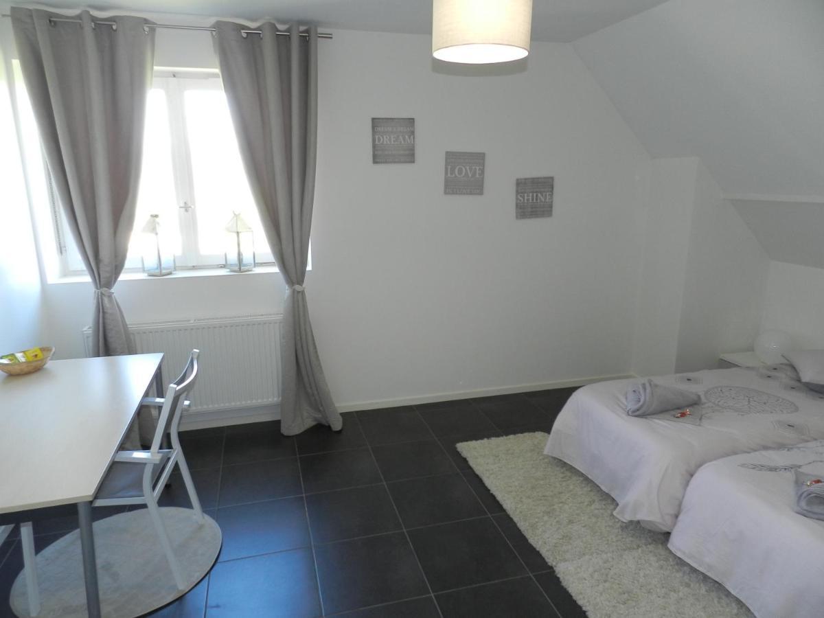 Oscar'S Home Soppe-le-Bas Bagian luar foto
